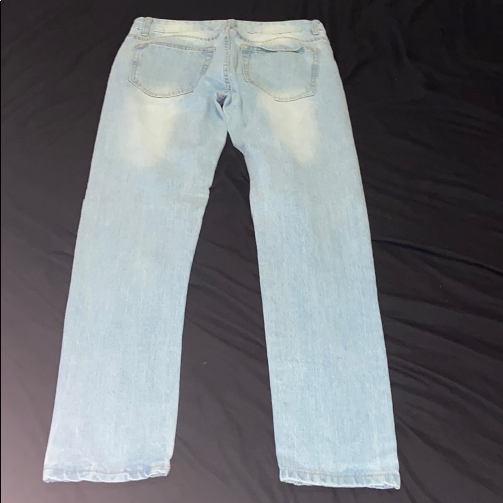 Light wash Fashionova Men’s Jeans Size 30